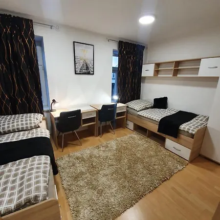 Railway Station Modern Apartamento Maribor